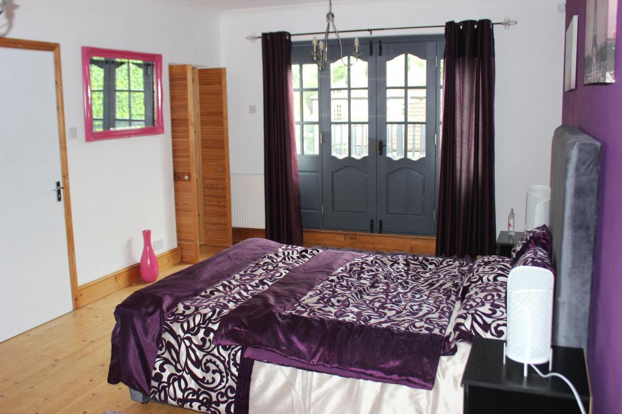 Modern Spacious House - Sleeps 16, Free Parking, Sun Terrace Nuneaton Exteriör bild
