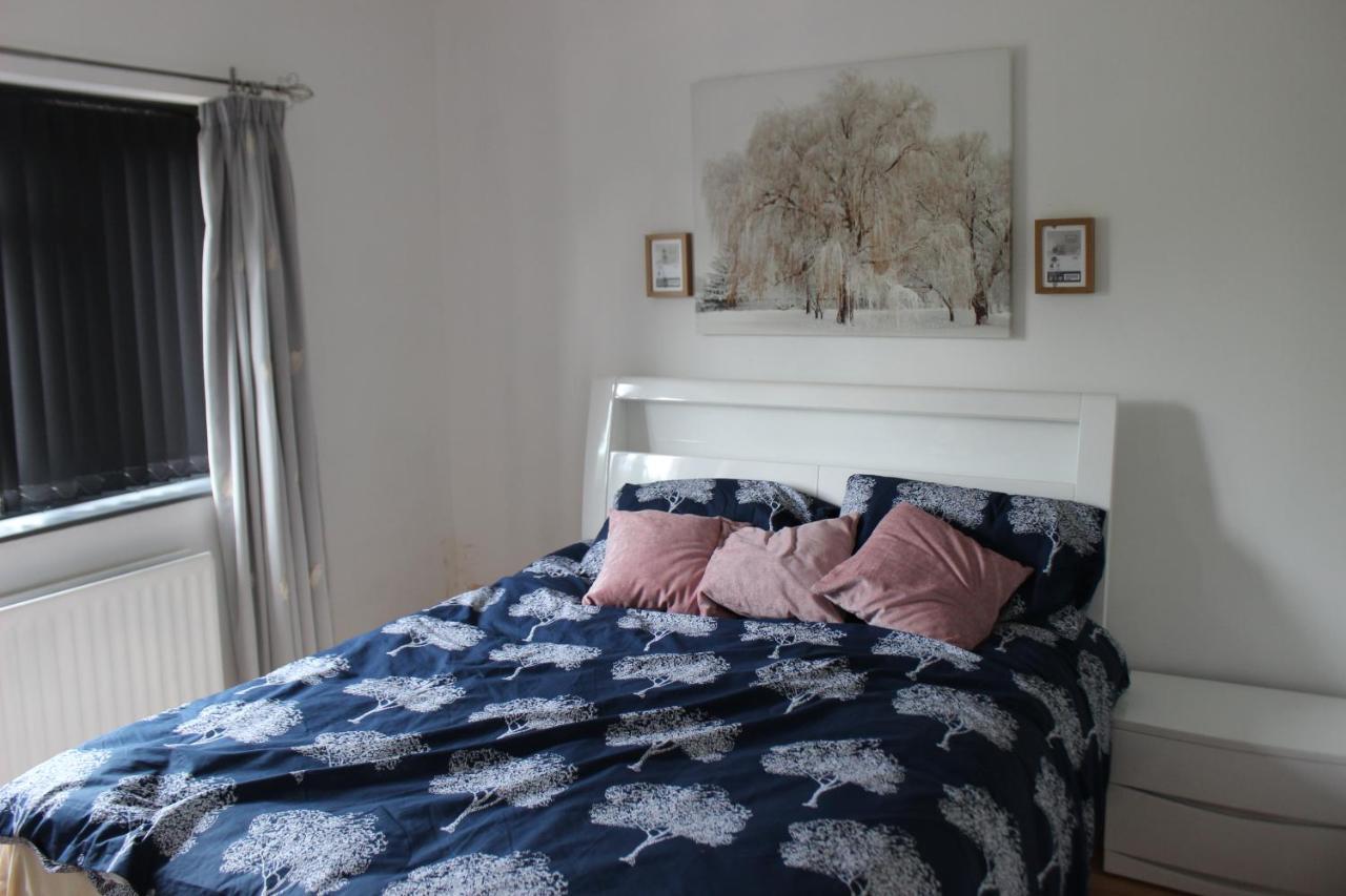 Modern Spacious House - Sleeps 16, Free Parking, Sun Terrace Nuneaton Exteriör bild