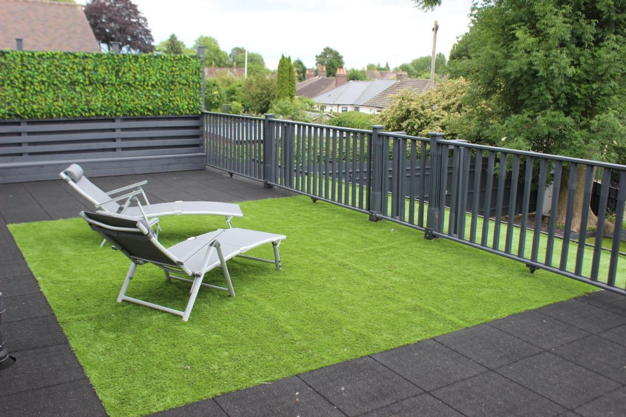 Modern Spacious House - Sleeps 16, Free Parking, Sun Terrace Nuneaton Exteriör bild