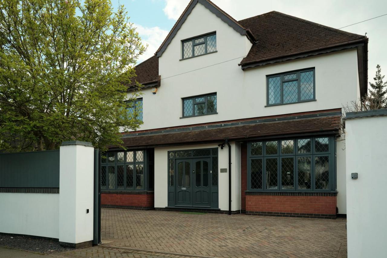 Modern Spacious House - Sleeps 16, Free Parking, Sun Terrace Nuneaton Exteriör bild